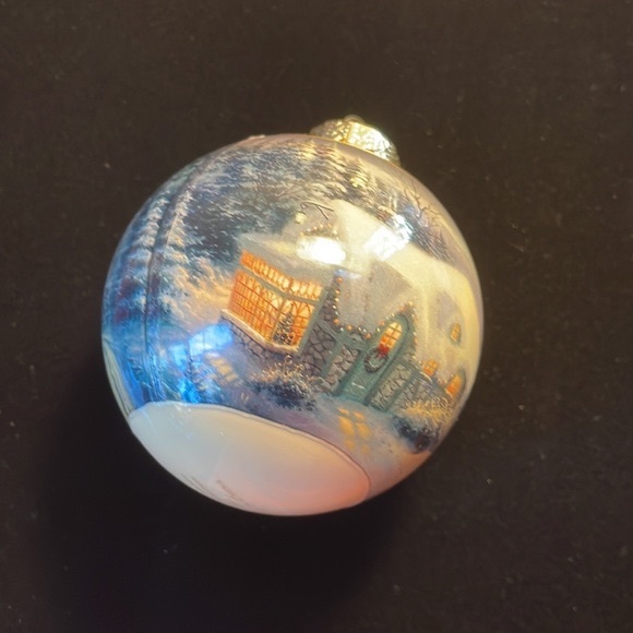 Thomas Kinkade 2011 Limited Edition Holiday Glass Ornament - Picture 2 of 9